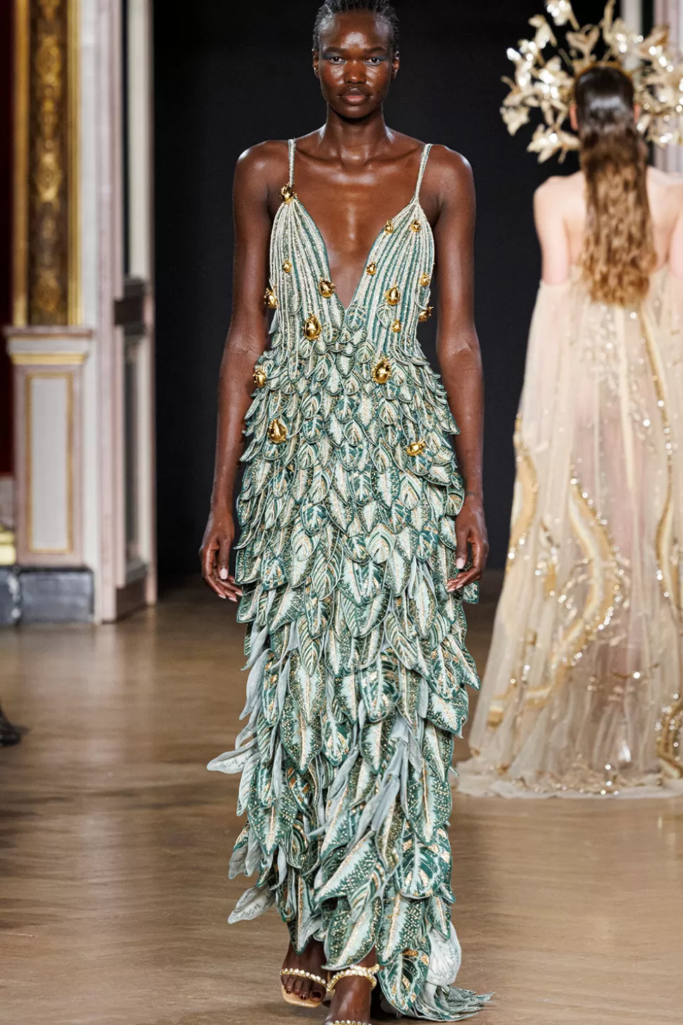 Dresses & Gowns<Rahul Mishra Calathea 3D Embroidered Layered Gown