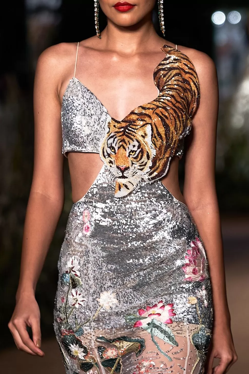 Dresses & Gowns<Rahul Mishra La Lune Moonshine Tigress Fish Cut Gown