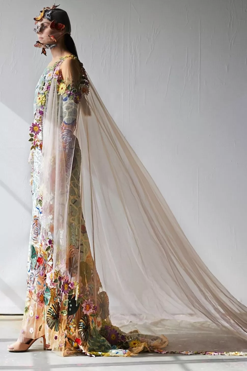 Cape & Cape Sets<Rahul Mishra Lotus Pond Gown With Sheer 3D Embellished Train Cape