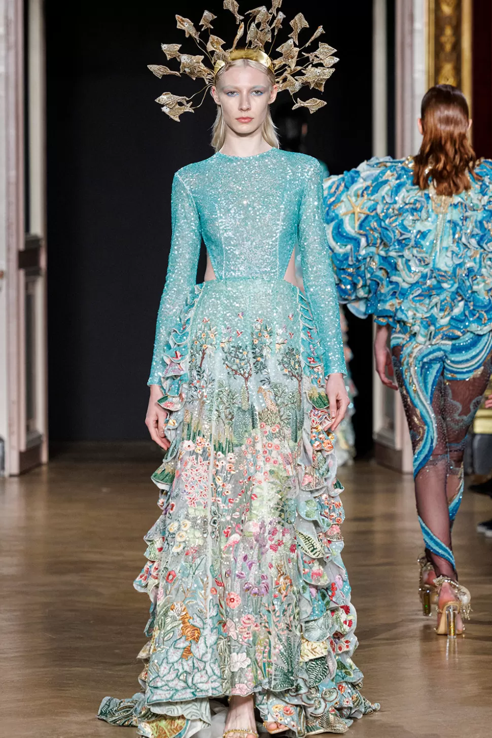 Dresses & Gowns<Rahul Mishra Verdure Hand Embroidered 3D Layered Scalopped Gown